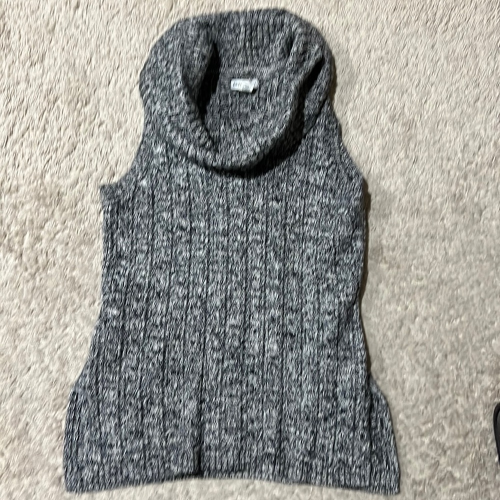 Artisan NY gray sleeveless cowl turtle neck knit sweater